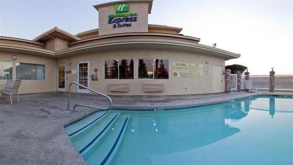 Holiday Inn Express Corning By Ihg Exterior foto