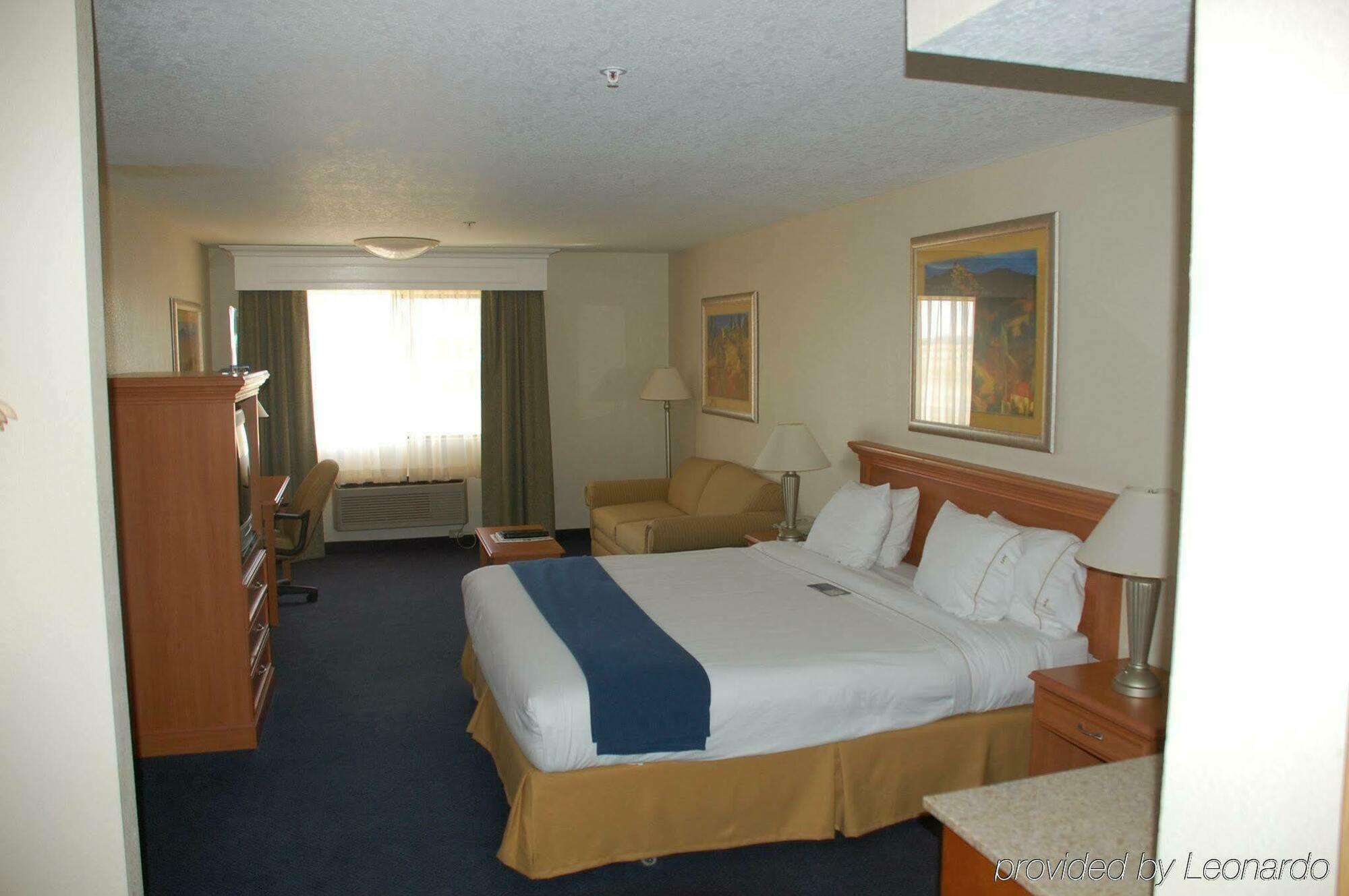 Holiday Inn Express Corning By Ihg Exterior foto
